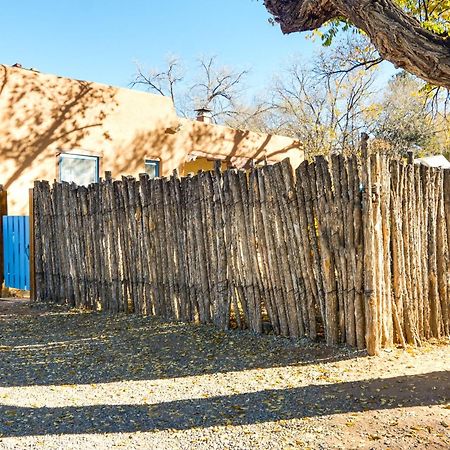 Cozy Adobe Casita 1 Mile To Santa Fe Plaza! Villa Luaran gambar