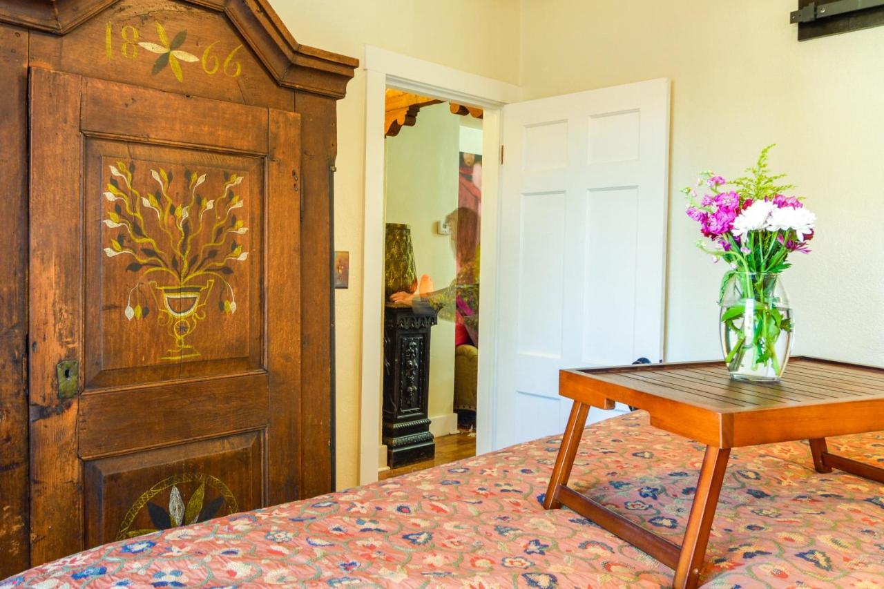 Cozy Adobe Casita 1 Mile To Santa Fe Plaza! Villa Luaran gambar