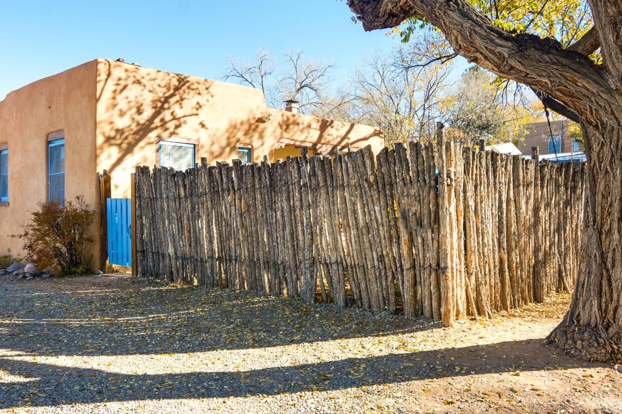 Cozy Adobe Casita 1 Mile To Santa Fe Plaza! Villa Luaran gambar
